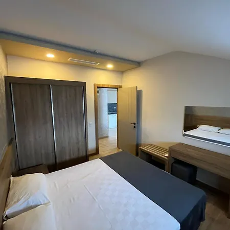 Golden World Suite Hotel-2